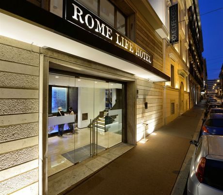 Rome Life Hotel — Property