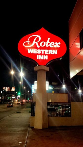 Rotex Western Inn Los Angeles California — Property