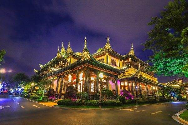 Royal Garden Hotel Shanghai — Property