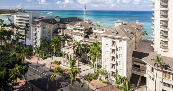 Royal Moana — Property