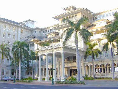 Royal Moana — Property