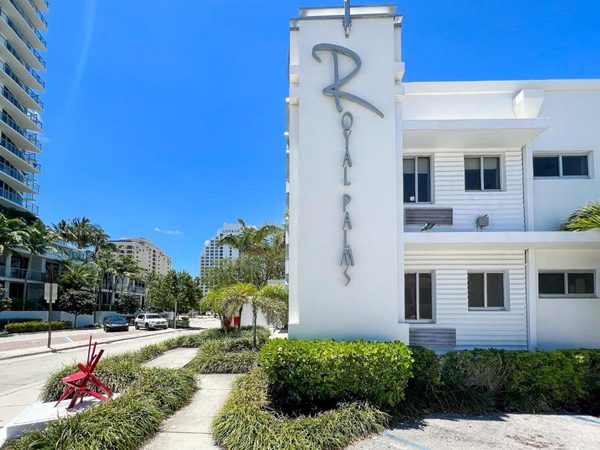 Royal Palms Resort Spa — Property