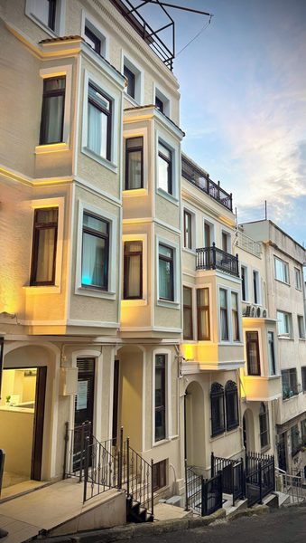 Royal Taksim Suites Istanbul — Property