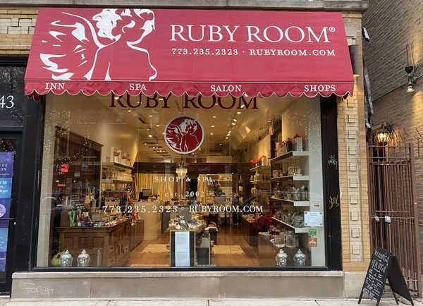 Ruby Room Chicago Illinois — Property