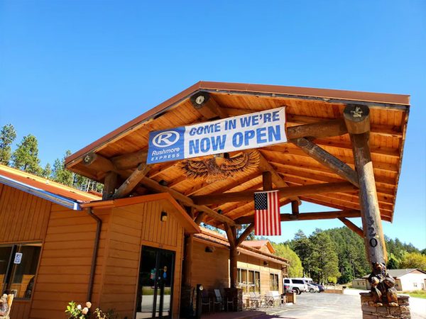 Rushmore Express Inn Family Suites — Property