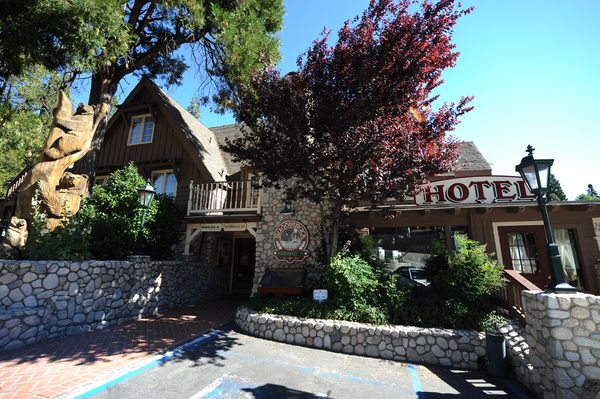 Saddleback Inn — Property