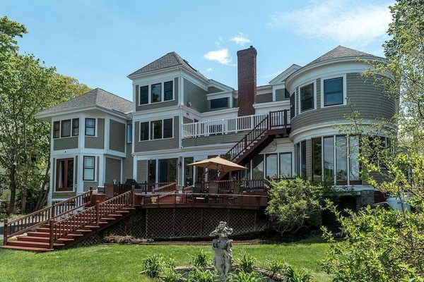 Saltair Inn Waterfront B B — Property