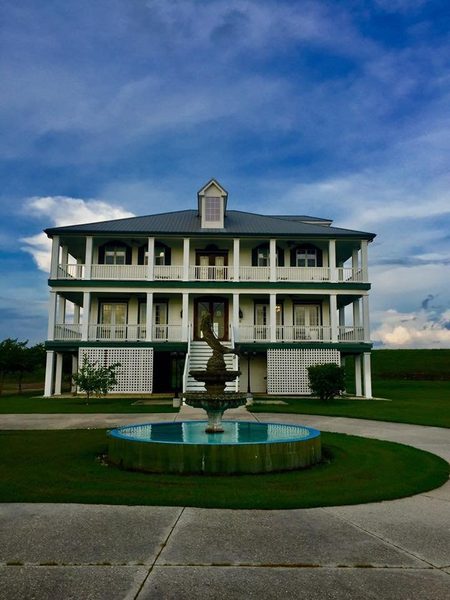 Saltgrass Outdoors Fishing And Hunting Lodge Buras Louisiana — Property