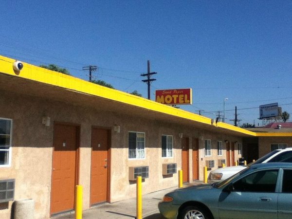 Sand Piper Motel Los Angeles Los Angeles California — Property