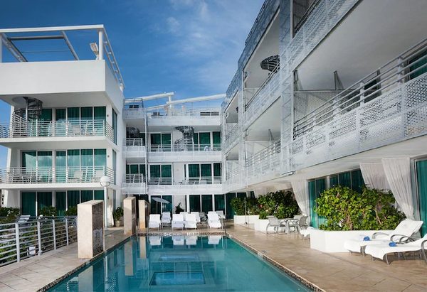 SBV Luxury Ocean Hotel Suites Miami Beach Florida — Property