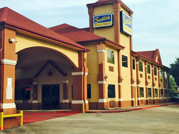 Scottish Inns Suites — Property