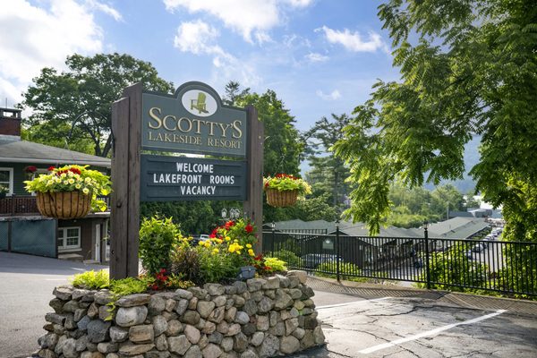 Scotty s Lakeside Resort — Property