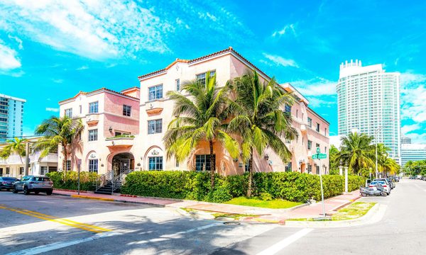 Secret Garden Miami Beach Miami Beach Florida — Property