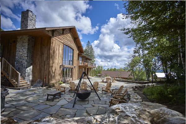 Seesaw s Lodge — Property