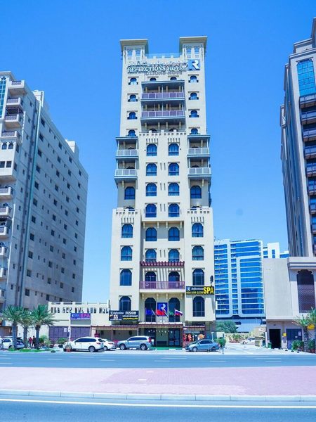 Seven Seas Hotel — Property