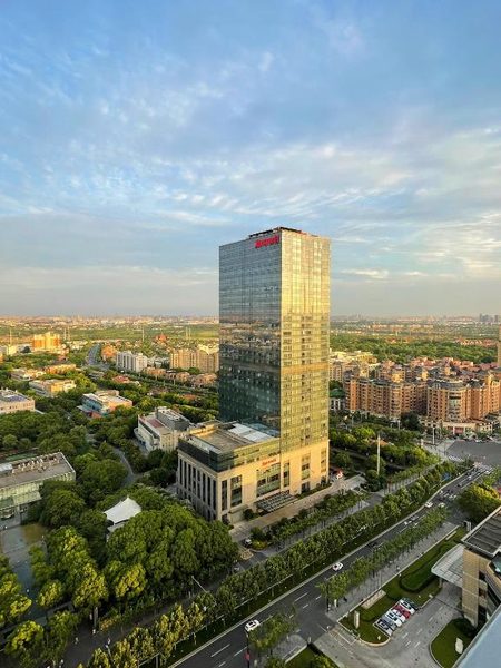 Shanghai Marriott Hotel Pudong East — Property