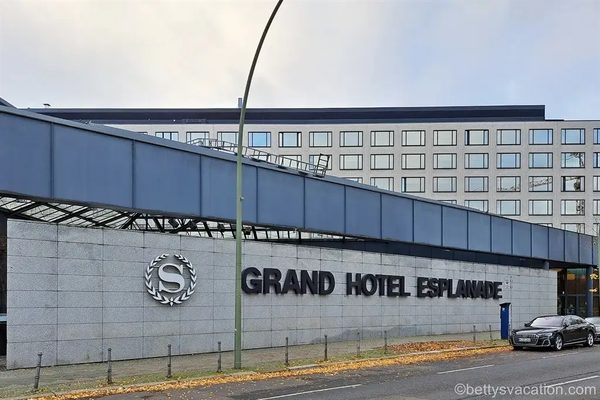 Sheraton Berlin Grand Hotel Esplanade — Property