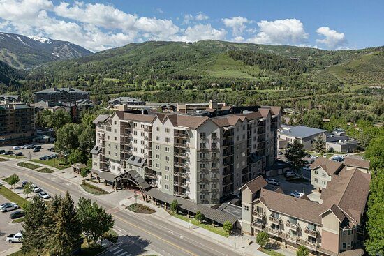 Sheraton Lakeside Terrace Villas at Mountain Vista Avon Vail Valley Avon Beaver Creek — Property