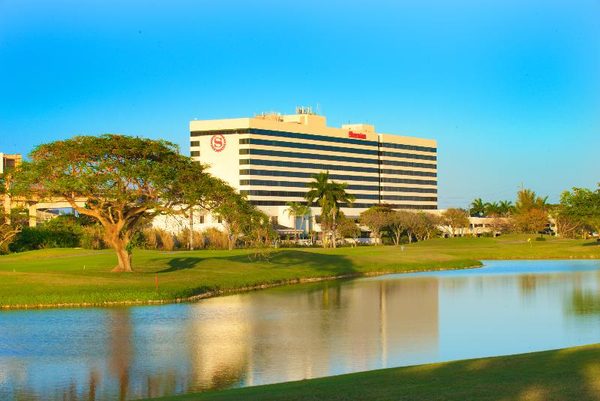 Sheraton Miami Airport Hotel Executive Meeting Center Miami Florida — Property
