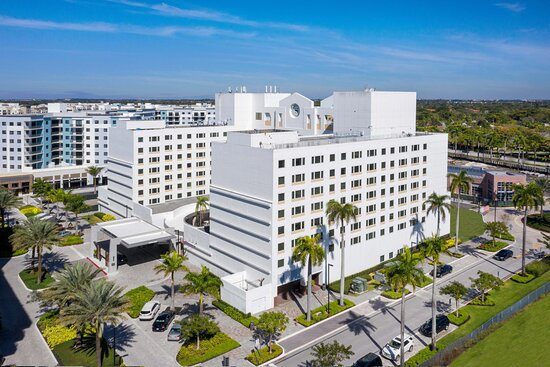 Sheraton Suites Fort Lauderdale West — Property