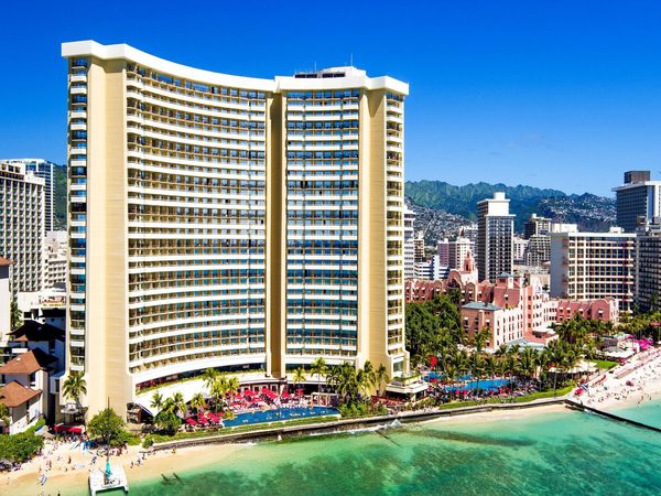 Sheraton Waikiki Beach Resort Honolulu Oahu Hawaii — Property