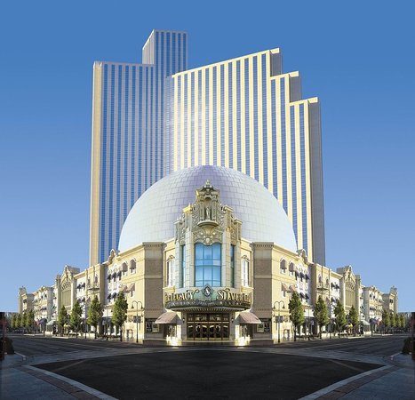Silver Legacy Resort Casino — Property