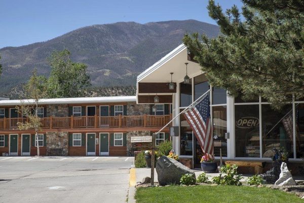Silver Ridge Lodge — Property