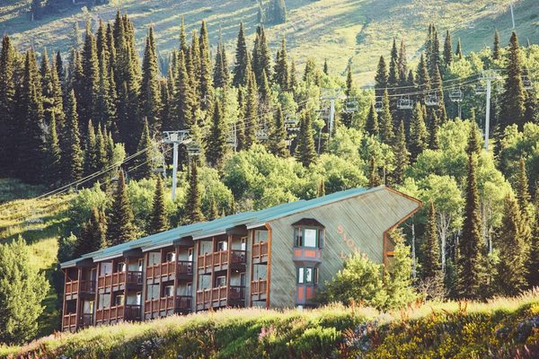 Sioux Lodge Suites By Grand Targhee Resort — Property