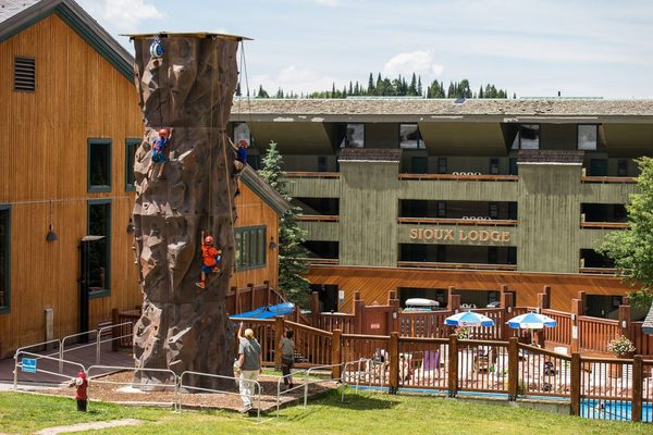 Sioux Lodge Suites By Grand Targhee Resort — Property