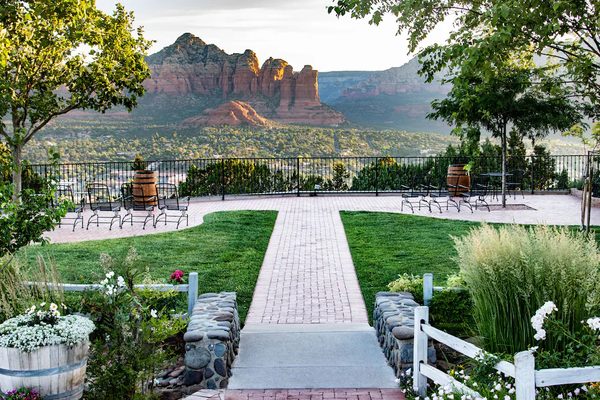 Sky Ranch Lodge Sedona Arizona — Property