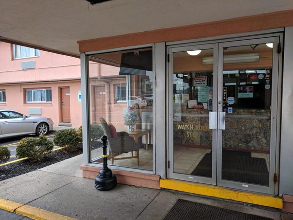 Skylark Motel Chicago Illinois — Property