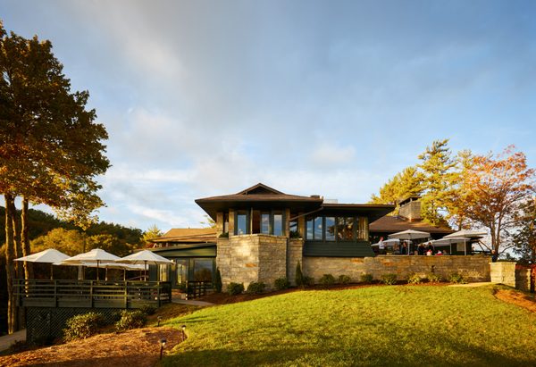 Skyline Lodge — Property