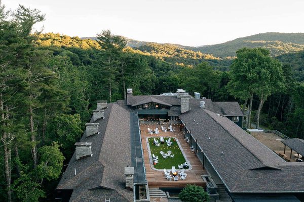 Skyline Lodge — Property