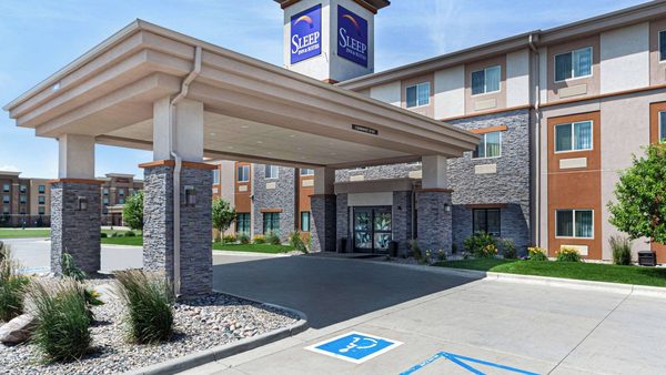 Sleep Inn Suites Fargo Medical Center — Property