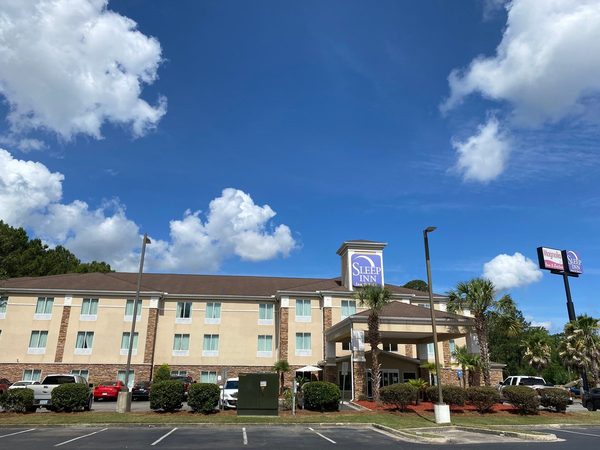 Sleep Inn Suites Pooler — Property