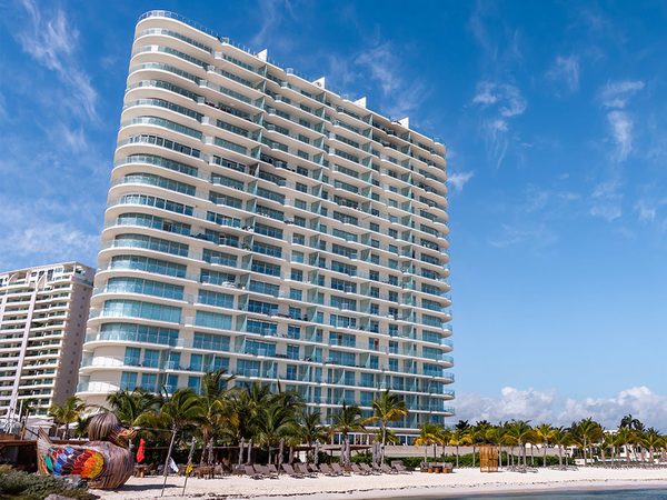 SLS Cancun — Property