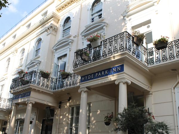 Smart Hyde Park Inn Hostel — Property