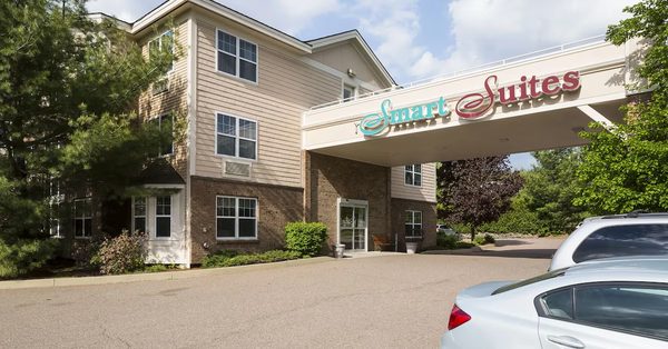 Smart Suites Ascend Hotel Collection — Property
