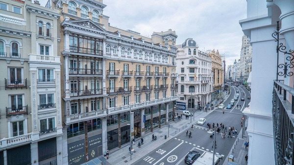 SmartRental Collection Gran Via Capital — Property
