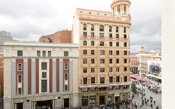 Smartrental Collection Gran Via Centric — Property