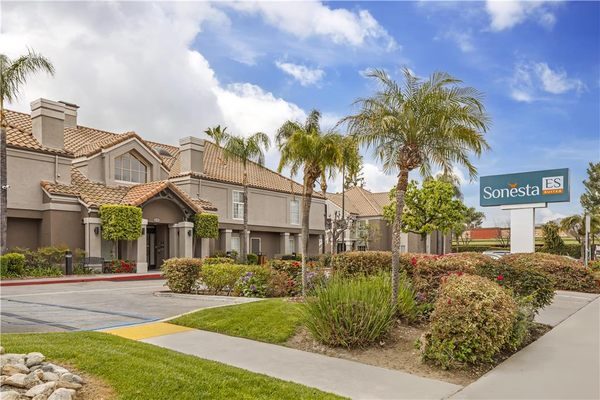 Sonesta Es Suites Chatsworth Los Angeles California — Property