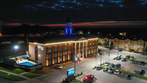 Sonesta Essential Hotels Overland Park — Property