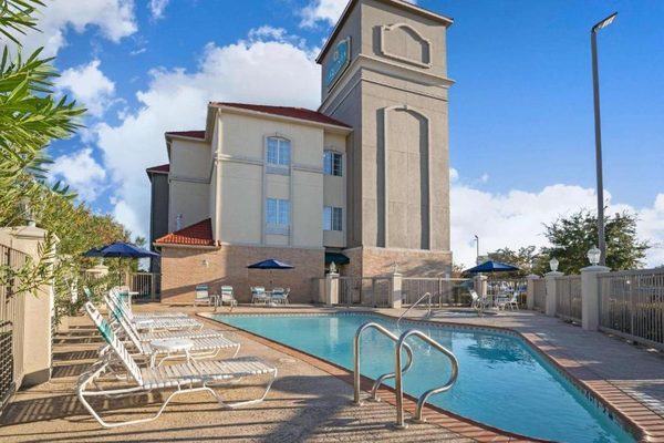 Sonesta Essential Houston Westchase — Property