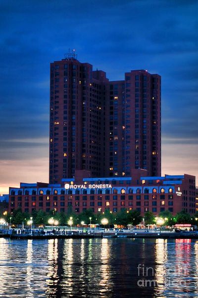 Sonesta Hotel Baltimore Inner Harbor — Property