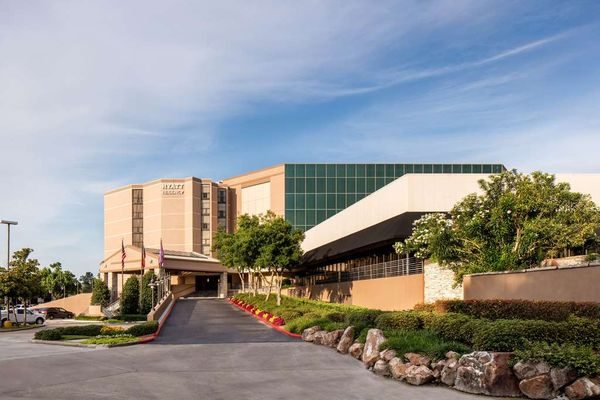 Sonesta Hotel Houston IAH Airport — Property