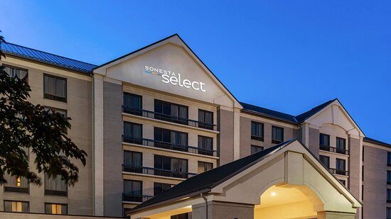 Sonesta Select Kansas City Airport Tiffany Springs — Property