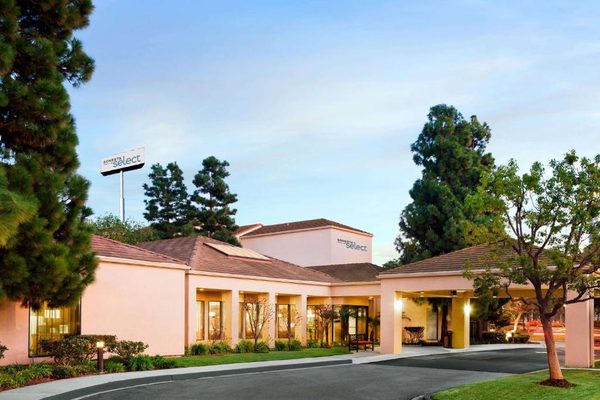 Sonesta Select Los Angeles LAX El Segundo — Property