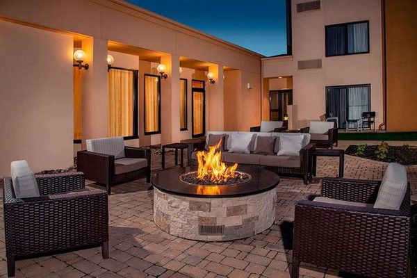 Sonesta Select Newark Christiana Mall — Property