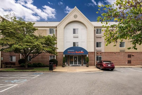 Sonesta Simply Suites Hampton Coliseum — Property
