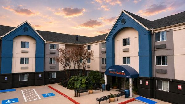 Sonesta Simply Suites Houston CityCentre I 10 West — Property